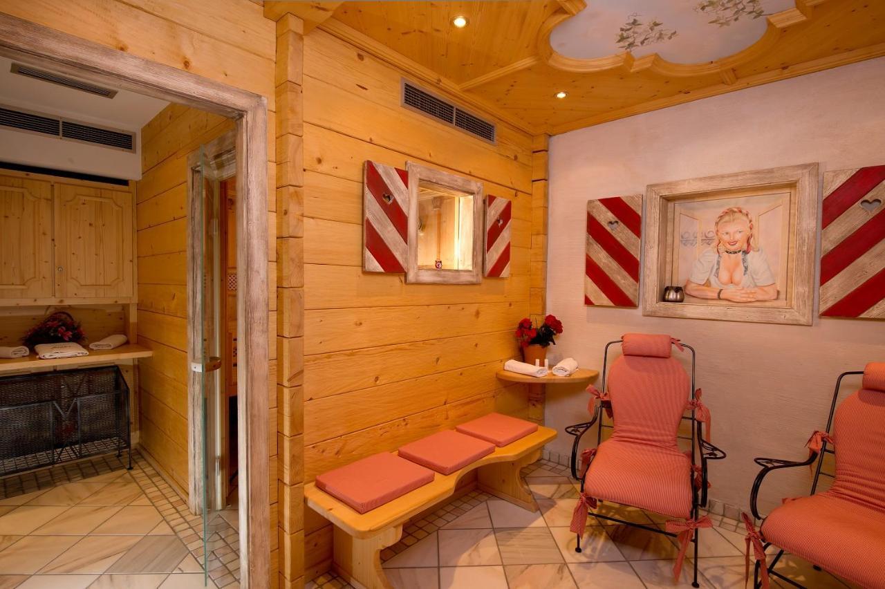 Hotel Garni Haus Tyrol Obertauern Exterior photo