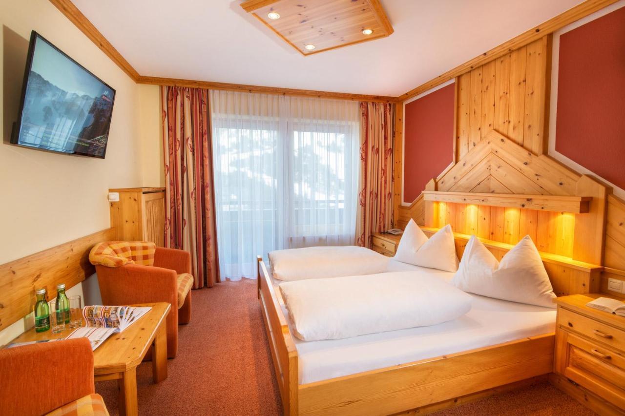 Hotel Garni Haus Tyrol Obertauern Exterior photo