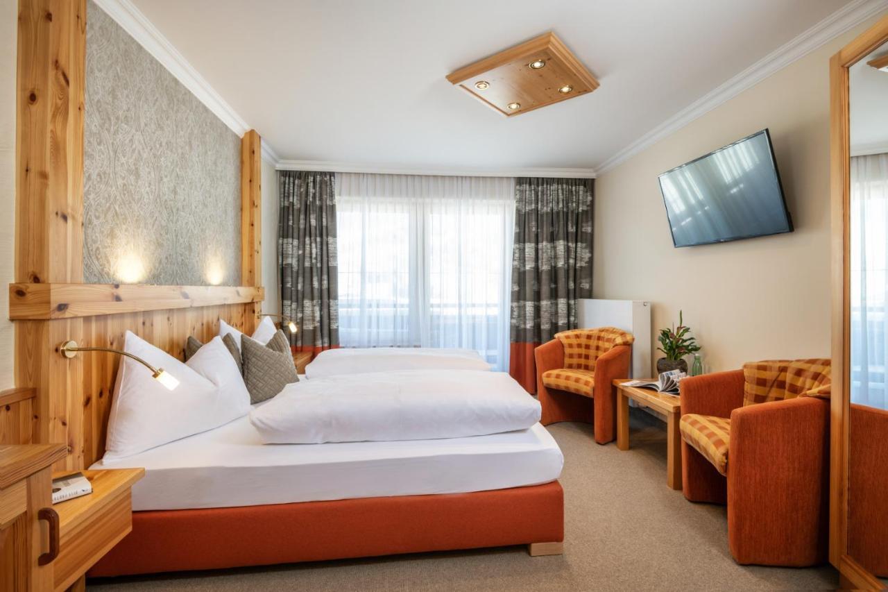 Hotel Garni Haus Tyrol Obertauern Exterior photo